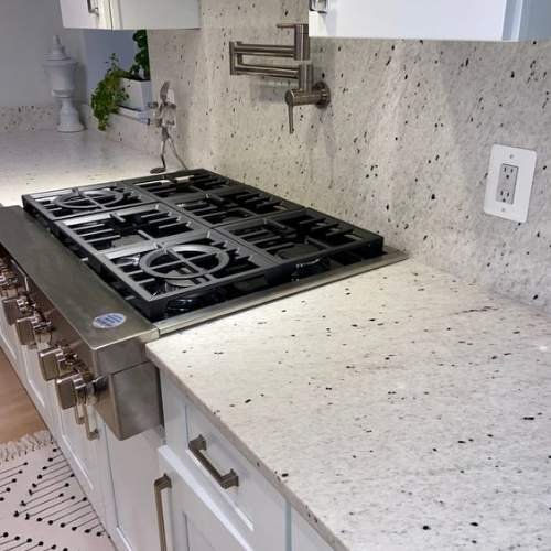 white granite kitchen counter tops